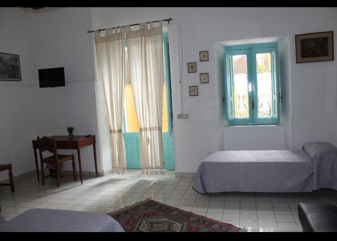 Le Chiazzette Bed & Breakfast Acireale Bagian luar foto