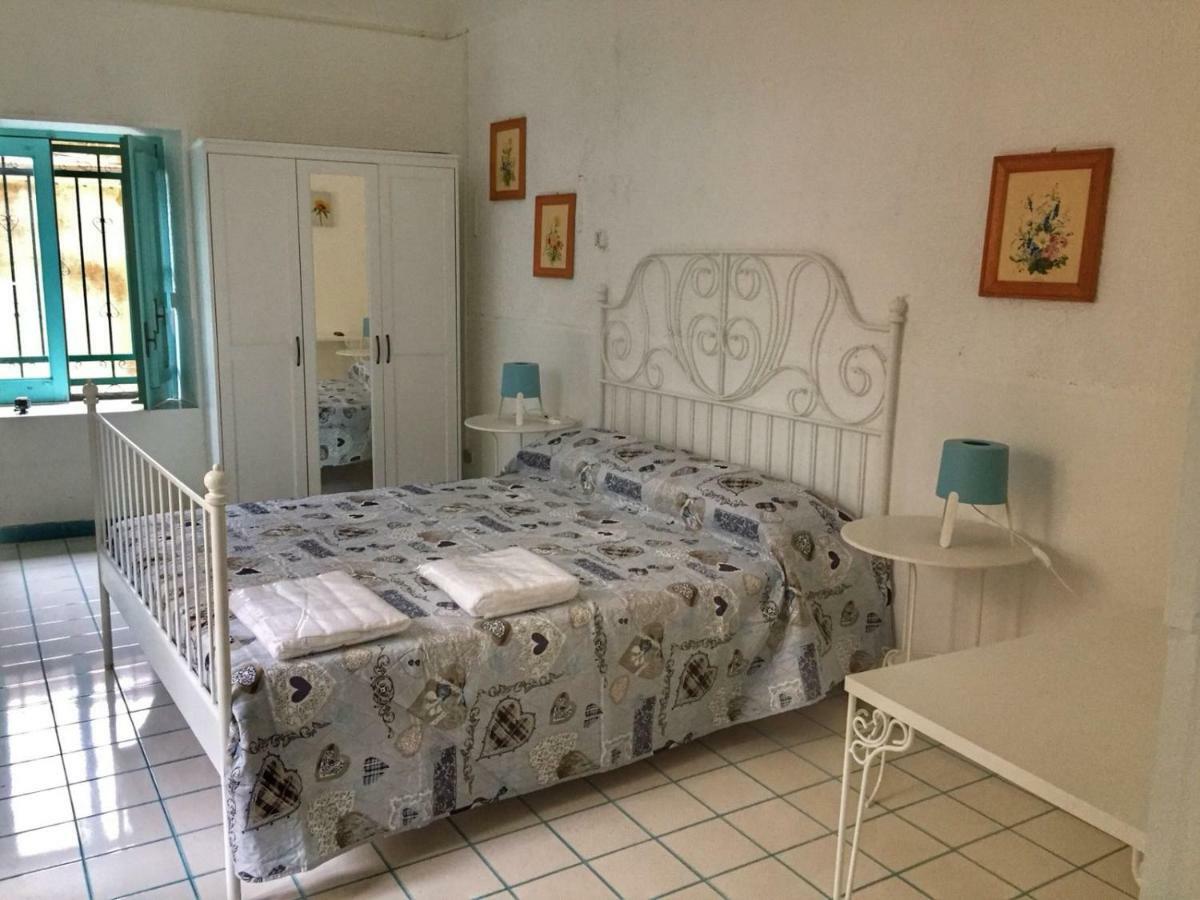Le Chiazzette Bed & Breakfast Acireale Bagian luar foto