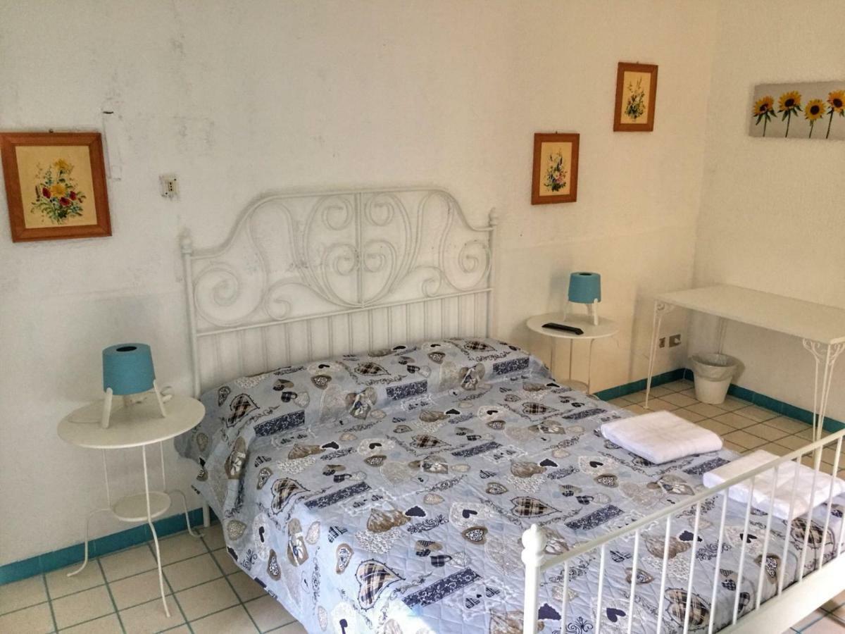 Le Chiazzette Bed & Breakfast Acireale Bagian luar foto